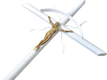 Biały krzyż metalwoy